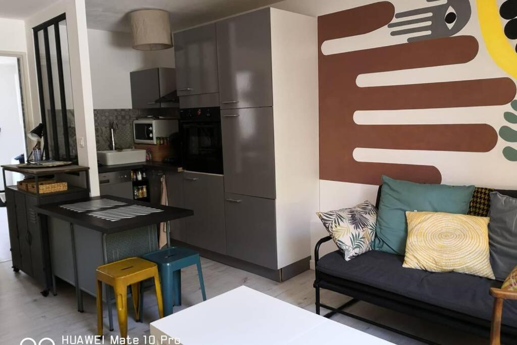 Appartement Avec Jardin Privatif Centre Ville イエール エクステリア 写真